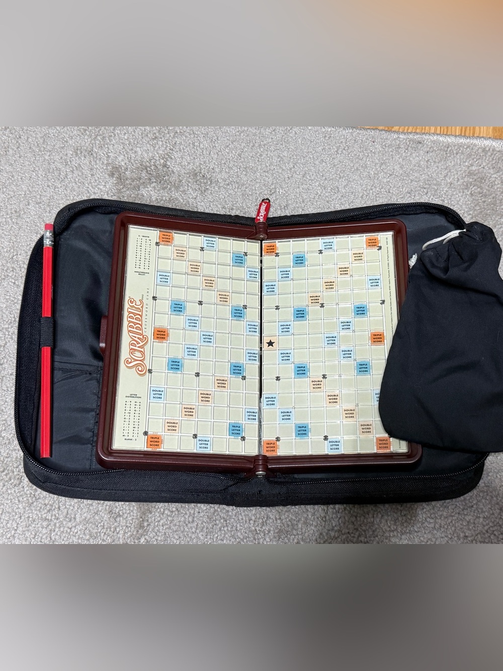 Vintage Hasbro Scrabble Travel Folio Edition Portable
